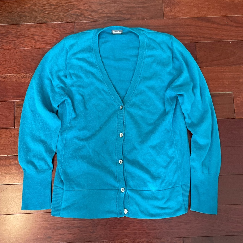 Eddie Bauer women’s cardigan size M
